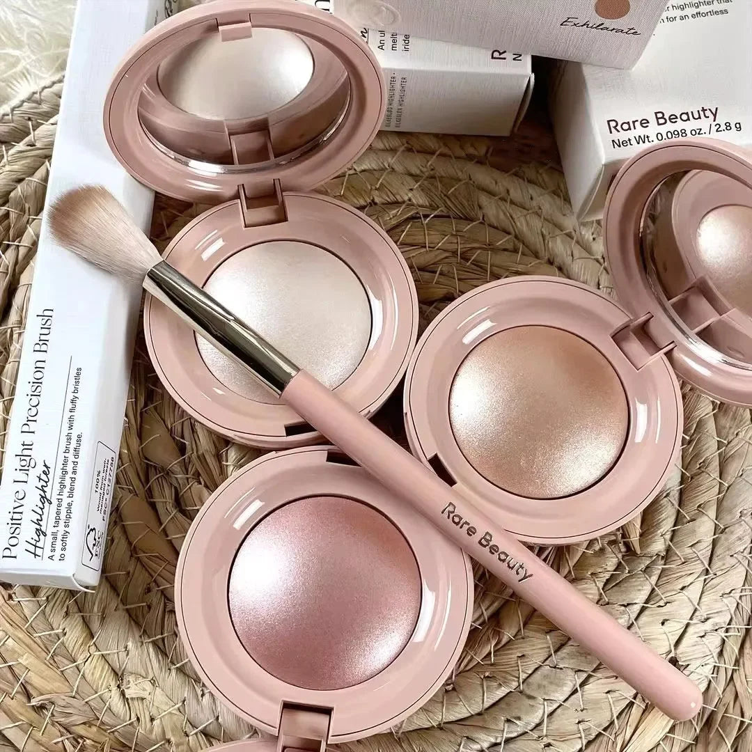Rare Beauty Light Shimmer Highlighter
